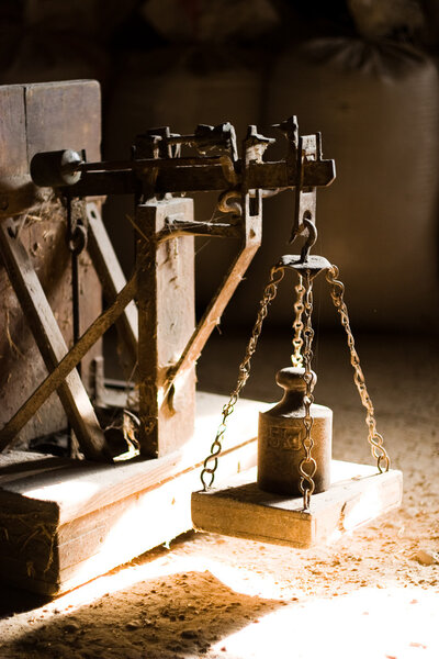 Ancient weight scale