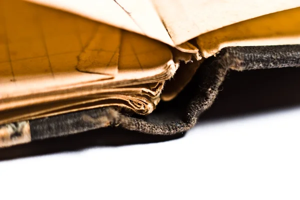 하드 커버, 광경에 있는 오래 된 책을 파괴 — 스톡 사진