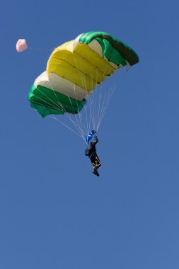 Parachutist clipart