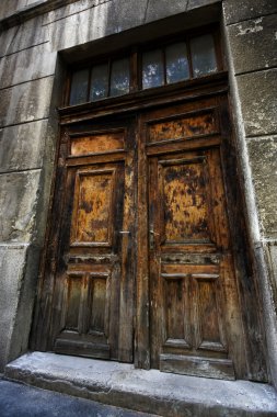 Old wooden door clipart