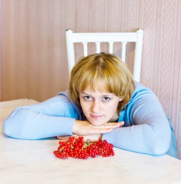 Kırmızı guelder-gül