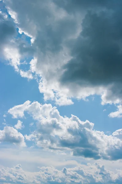El cielo nublado —  Fotos de Stock