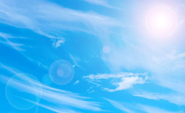 Himlen, solen, moln — Stockfoto