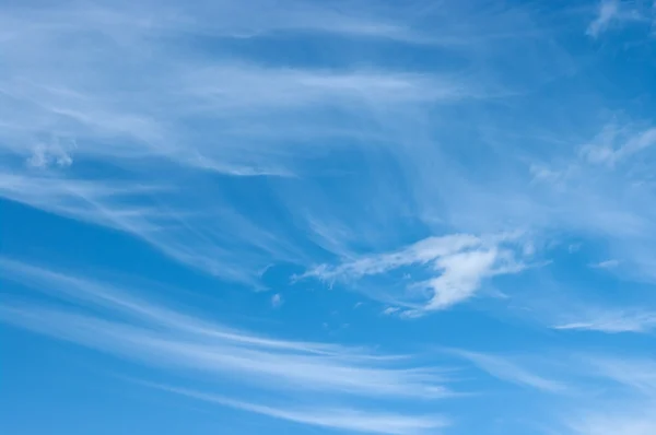 El cielo. Un fondo azul abstracto — Foto de Stock