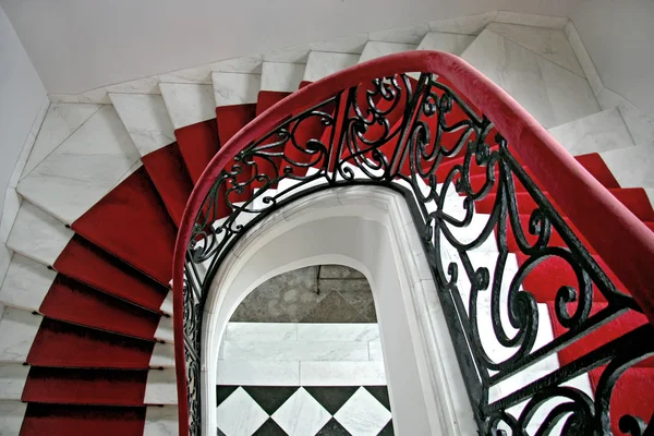 Escadas velhas . — Fotografia de Stock