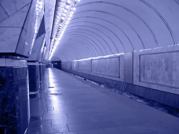 Nobody, perspective fluorescent subway — Stock Photo, Image