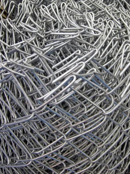 Högen av metalliska ledningar, konstruktion con — Stockfoto