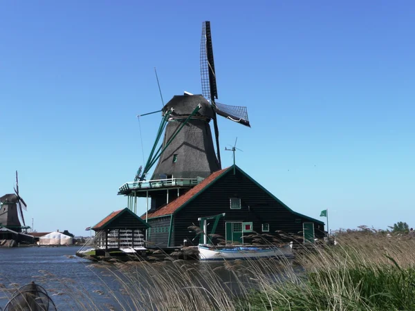 荷兰风车 — 图库照片