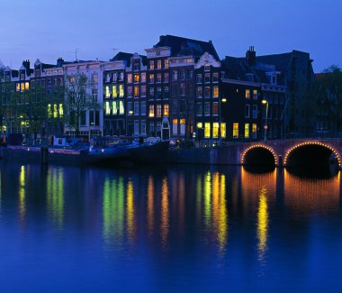 Amsterdam, Hollanda-11 Temmuz, 2017: Eski şehrin merkezi olan şehir.