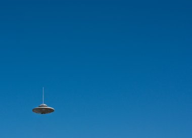 UFO uçan