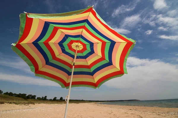 Plaj şemsiye — Stok fotoğraf