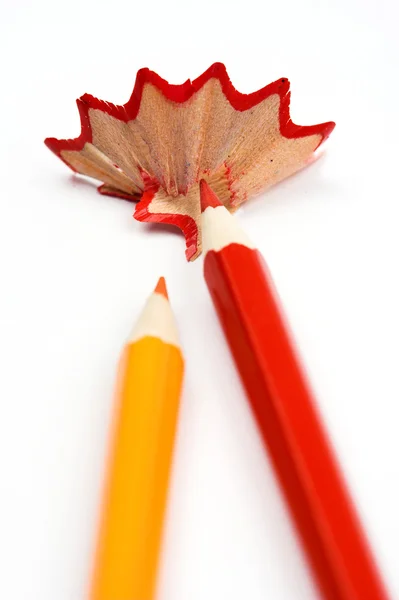 Lápis de cor e batatas fritas — Fotografia de Stock