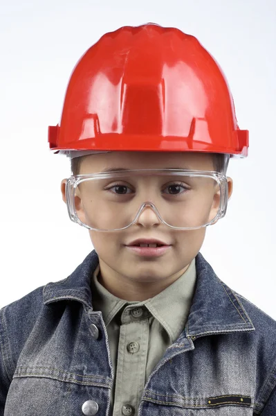 Ragazzo con un casco rosso — Foto Stock