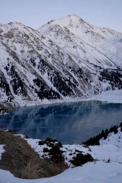 stock image Mountain lake