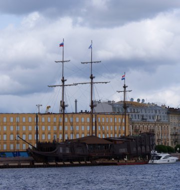 Sailing ship - Petersburg clipart