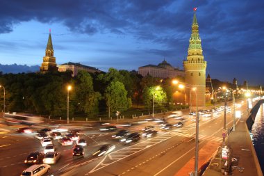 Moskova'daki Kremlin, gece