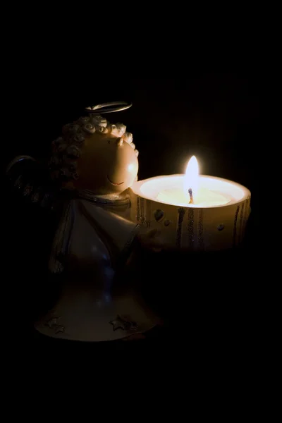 Angel přinést svíčku — Stock fotografie