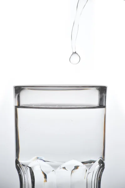 Vatten i ett glas — Stockfoto