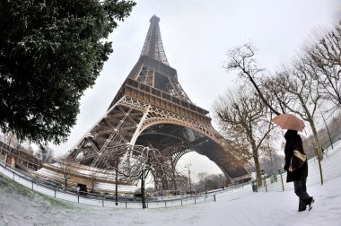 Eiffel tower with snow clipart