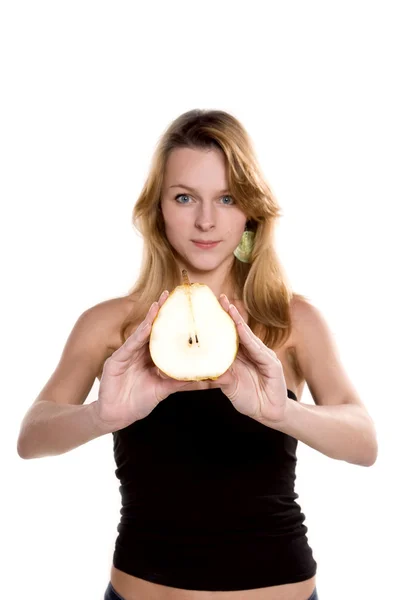 Nuori nainen päärynä — kuvapankkivalokuva