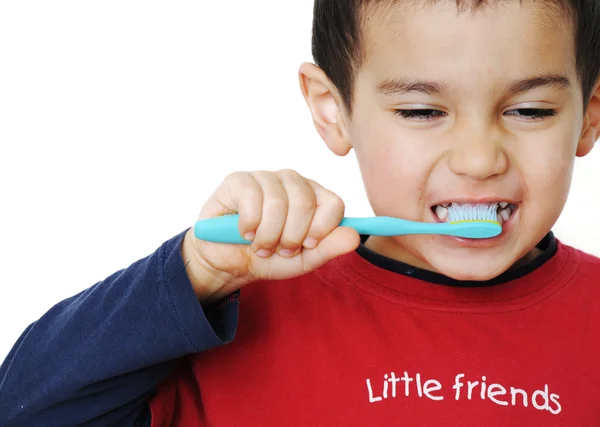 幼儿刷牙 — 图库照片