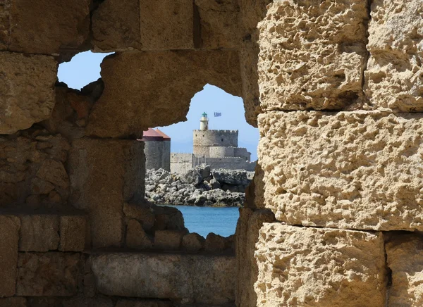 Vista de la fortaleza de Rodas desde la — Foto de Stock