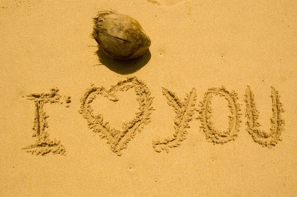 Jag älskar dig i sanden. — Stockfoto