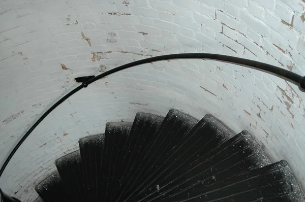 Лестница к маяку — стоковое фото