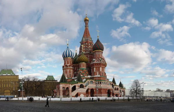 St Basils Cathedral in Red Square — Stock Photo, Image