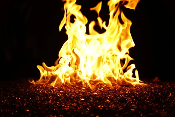 Tanzende Flammen — Stockfoto