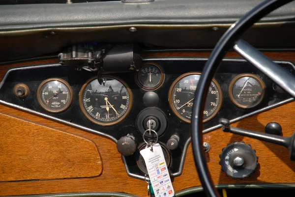 Cockpit mit Schlüssel — Stockfoto