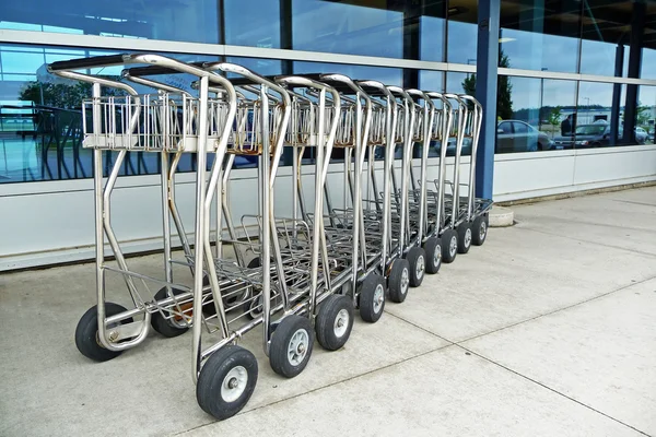 Letiště zavazadlového vozíku — Stock fotografie