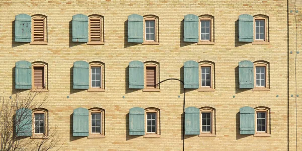 Windows and shutters background — Stock Photo, Image