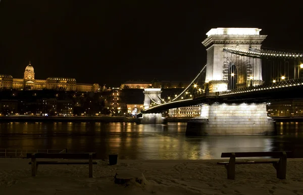 Budapesti híd téli éjszaka Duna — Stock Fotó