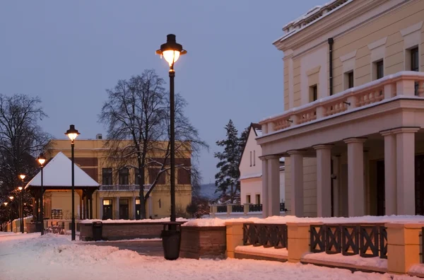 Winter in sibiu town street at dusk — Stock Photo, Image