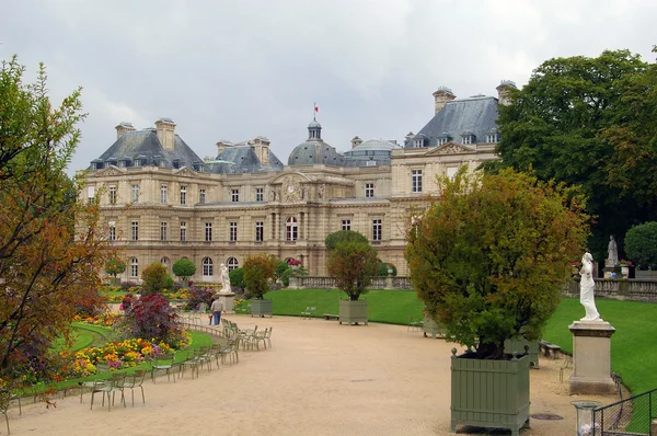 Park in Parijs jardin Luxemburg — Stockfoto