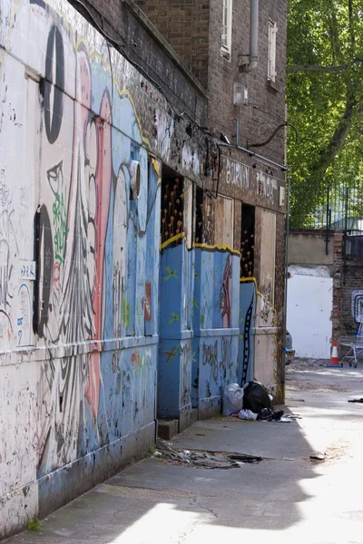 Graffitti sokak — Stok fotoğraf