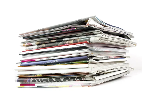 Stack of newspapers and magazines — Stock Photo, Image