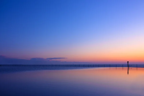 BRIGHTLINGSEA hala karakış günbatımı — Stok fotoğraf