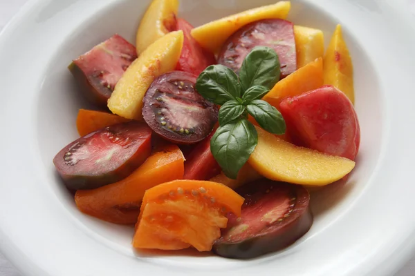 Heirloom Tomater, persikor — Stockfoto