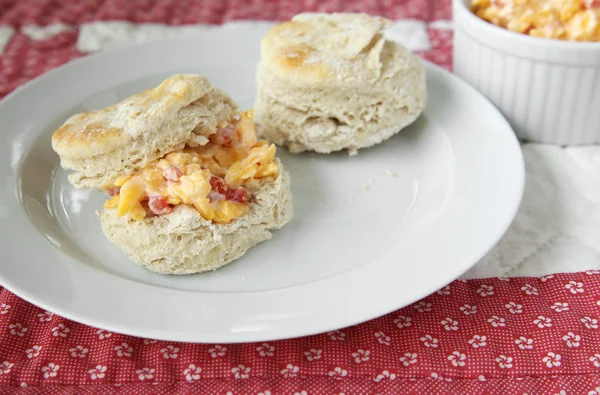 Biscuits with pimento cheese — Stock Photo, Image