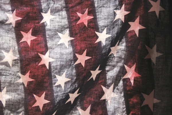 US-Flagge über einem anderen hinterleuchteten — Stockfoto