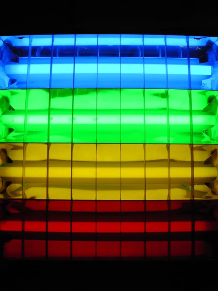 Lampe fluorescente arc-en-ciel — Photo