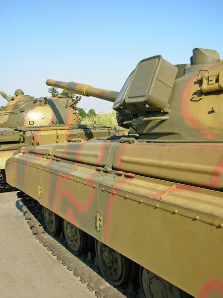 Savaş tankı sütun — Stok fotoğraf