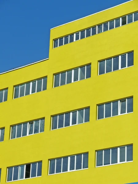 Gelbes Haus — Stockfoto