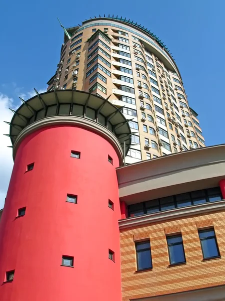 Roter Turm — Stockfoto