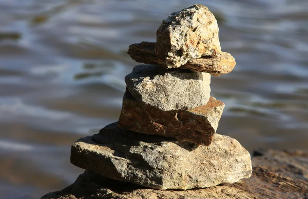 Zen kayalar — Stok fotoğraf