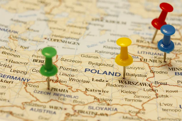Push pins in Polen — Stockfoto