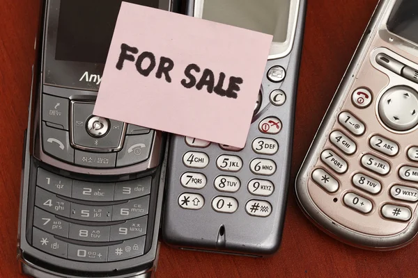 For sale old handphone — Stock Photo, Image