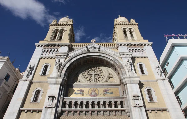 Katedrą Katolicką w Tunisie — Zdjęcie stockowe